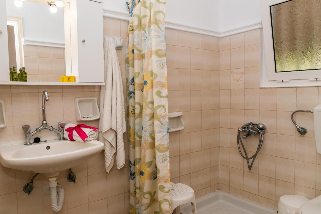 Roussa'S Apartments Laganas Zewnętrze zdjęcie