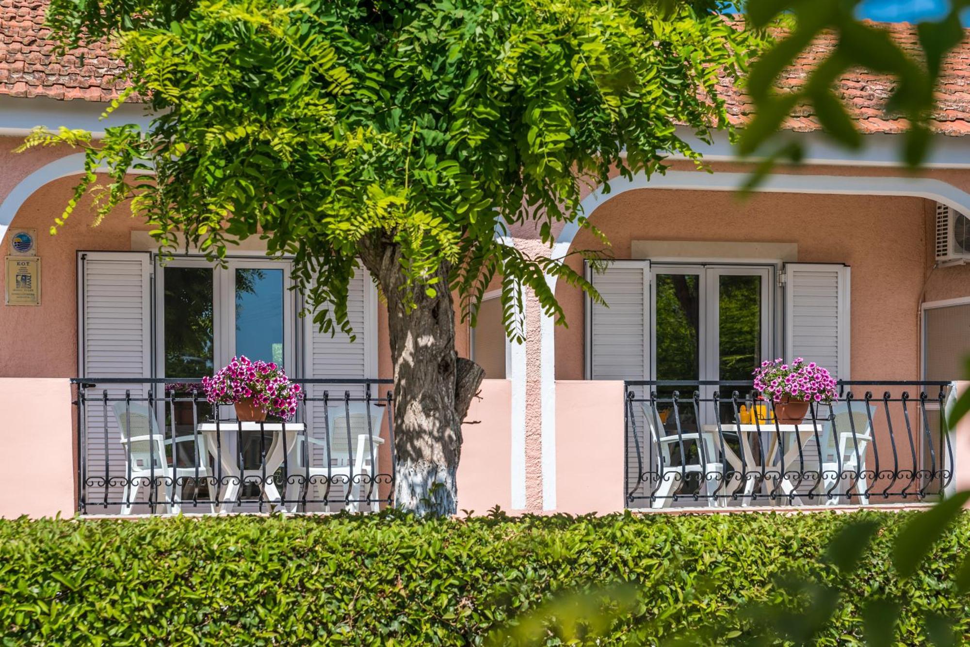 Roussa'S Apartments Laganas Zewnętrze zdjęcie