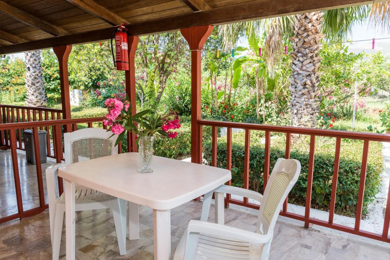 Roussa'S Apartments Laganas Zewnętrze zdjęcie