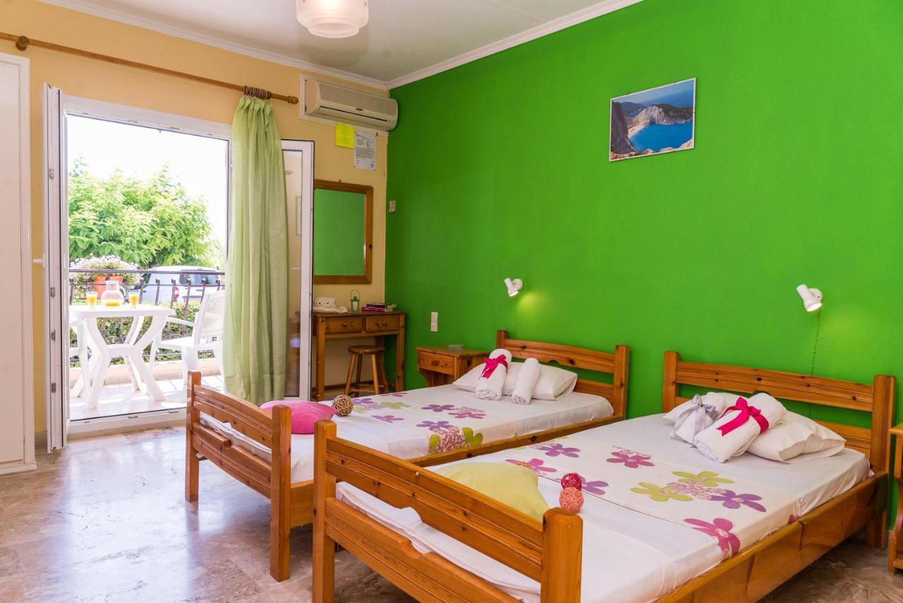 Roussa'S Apartments Laganas Zewnętrze zdjęcie