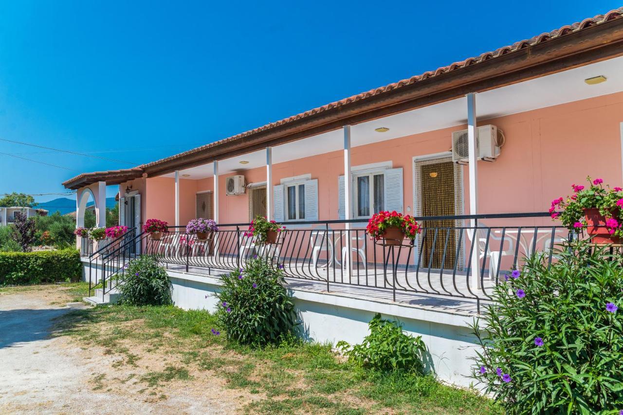 Roussa'S Apartments Laganas Zewnętrze zdjęcie