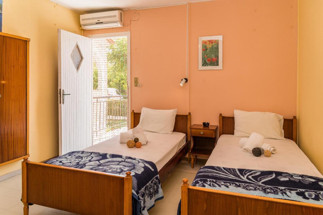 Roussa'S Apartments Laganas Zewnętrze zdjęcie