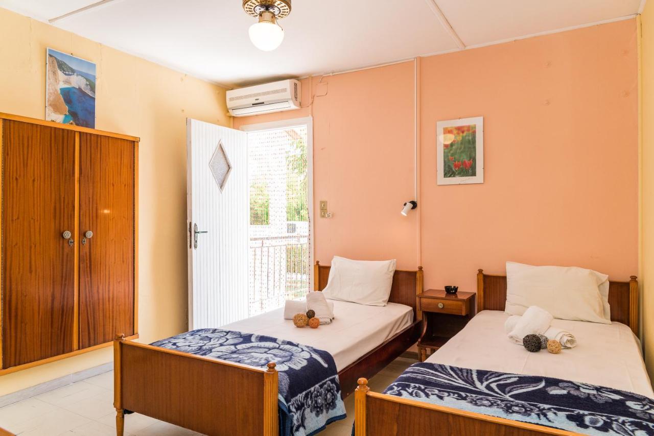 Roussa'S Apartments Laganas Zewnętrze zdjęcie