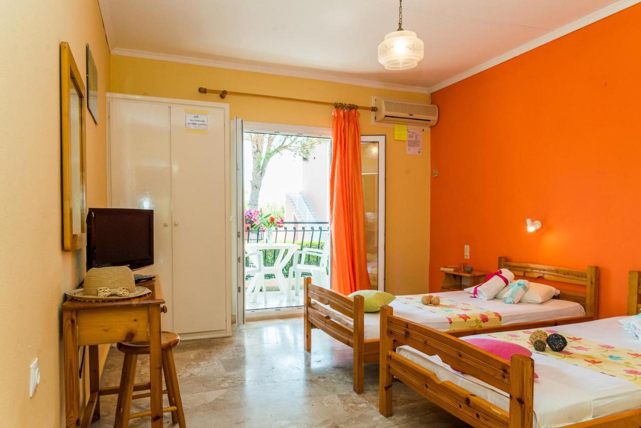 Roussa'S Apartments Laganas Zewnętrze zdjęcie