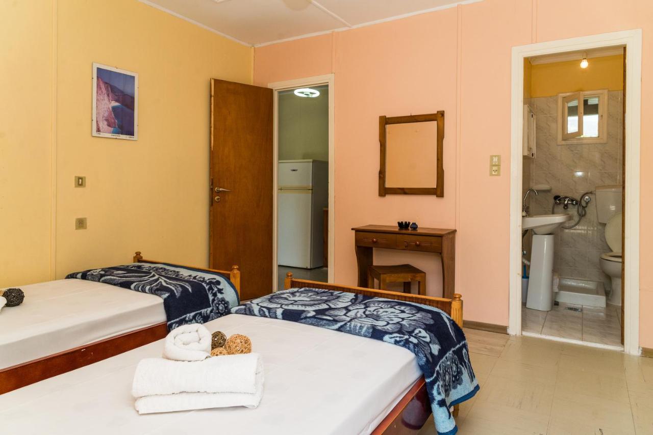 Roussa'S Apartments Laganas Zewnętrze zdjęcie